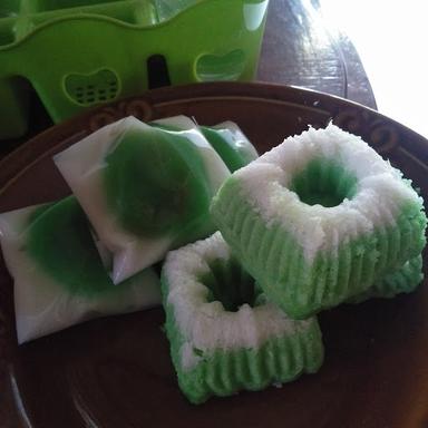 KUE BASAH DARKOP MAMA SUSUM