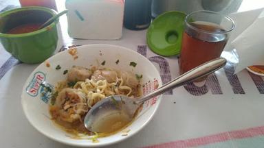 WARUNG BAKSO & KUPAT TAHU PAK BABAS