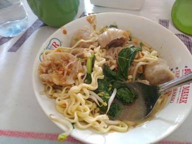 WARUNG BAKSO & KUPAT TAHU PAK BABAS