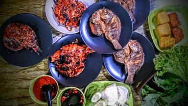 PANDAWALIMA..JAGONYA AYAM/IKAN BAKAR-GORENG