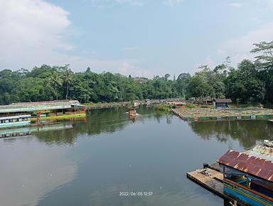 WARUNG NASI UMMI