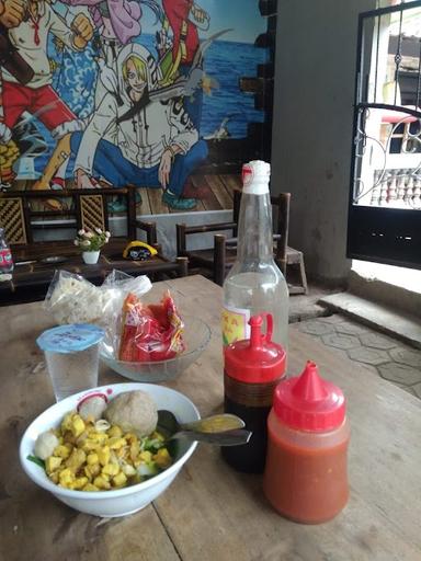 MIE BAKSO & MIE AYAM FAMILY