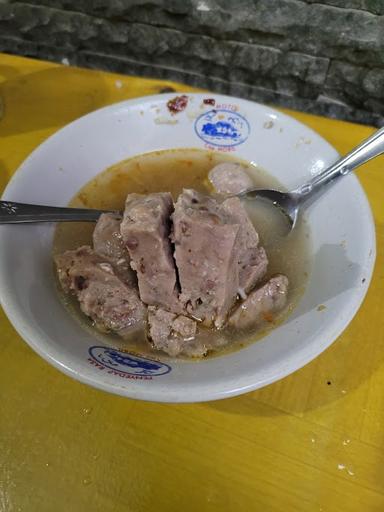 BAKSO MAS KUMIS