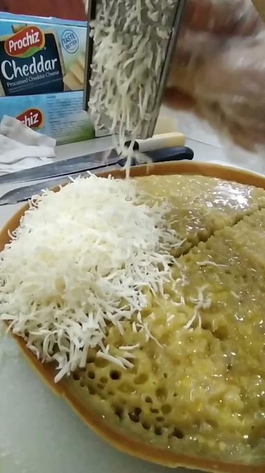 MARTABAK TAMBORA