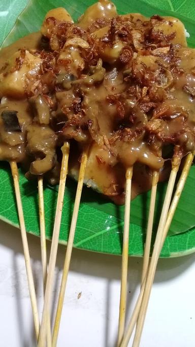 SATE PADANG AJO AJAY