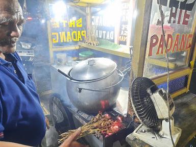 SATE PADANG MAK DATUAK