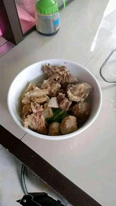 TANGKRINGAN IBU IMAS