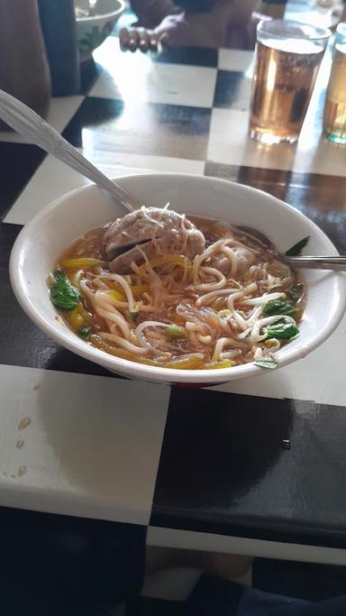 MIE BASO AR