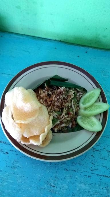 RUMAH MAKAN KUPAT TAHU EDHOL KHAS SUNDA