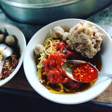 WARUNG BASO JENAR