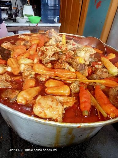 MIE BAKSO PADASUKA