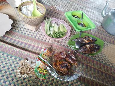 BAKAR IKAN BI ADE