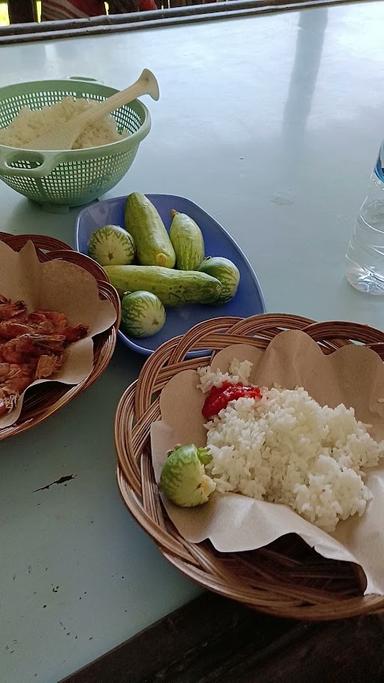 RUMAH MAKAN HEGAR MANAH