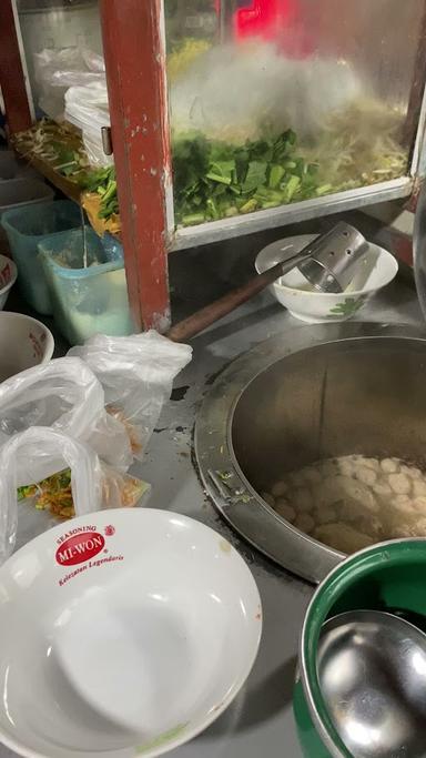 BAKSO BISMILLAH KALIMOSODO