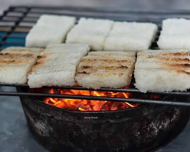 SATE MARANGGI & KETAN BAKAR BAPAK CUCU