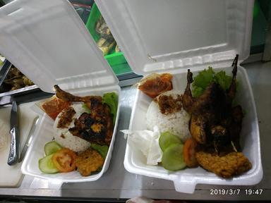 AYAM BAKAR & IKAN BAKAR AYE