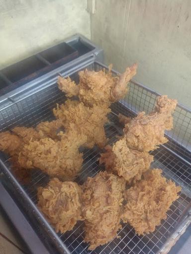 FRIED CHICKEN YUMNA CRISPY