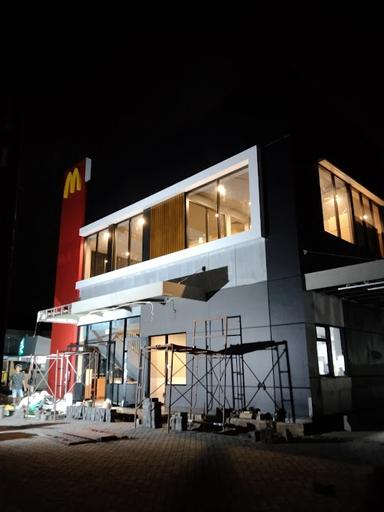 MCDONALD'S RIVERDALE