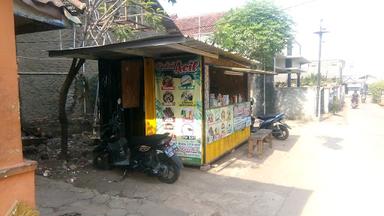 SALAD BUAH ACIL DAN TAKOYAKI