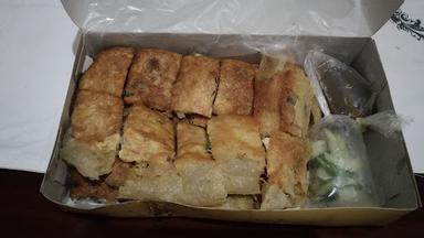 MARTABAK & MIE AYAM NACHA