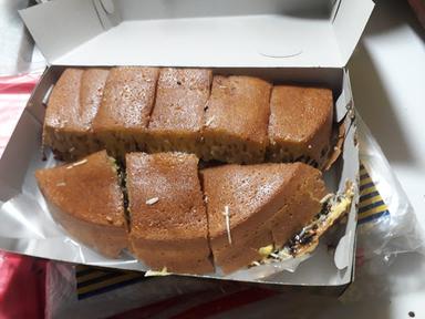 MARTABAK GILAR-GILAR