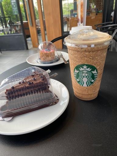 STARBUCKS DRIVE THRU LIPPO CIKARANG