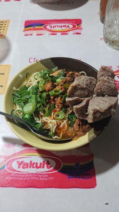 BAKSO BOGEM & MIE AYAM CIANTRA