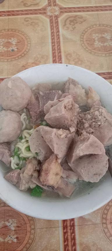 BAKSO DAN MIE AYAM PRADANA WONOGIRI