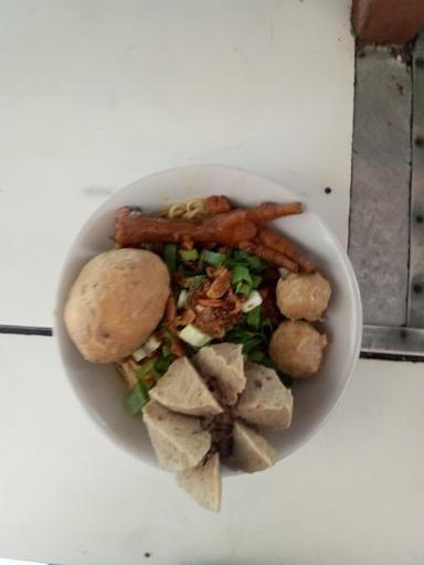 BAKSO FALISTO