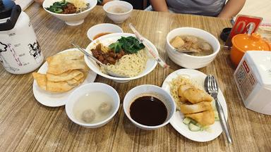 BAKSO LAPANGAN TEMBAK SENAYAN