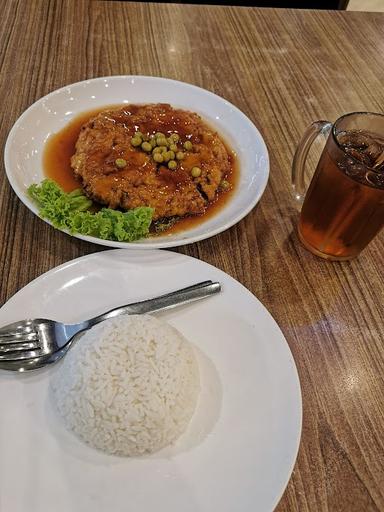 BAKSO LAPANGAN TEMBAK SENAYAN