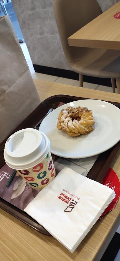 MISTER DONUT