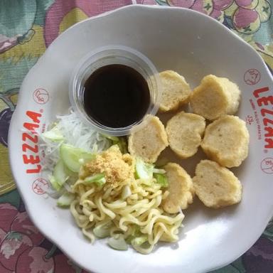 PEMPEK PALEMBANG IBU THEREE