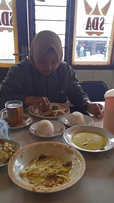 RUMAH MAKAN SEDERHANA ALI