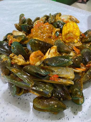 SEAFOOD NGAMPAR JANG OMAN