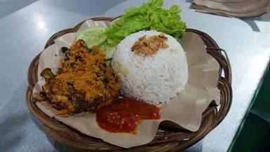 WARUNG MAKAN AYAM PROTOL