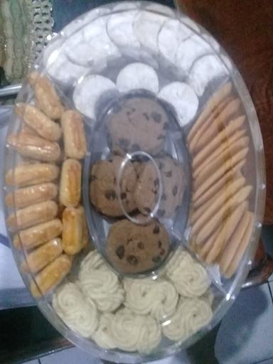 HANA CAKE N COOKIES