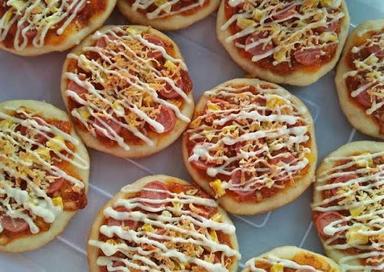 PIZZA BURGER WINDA CIPAYUNG