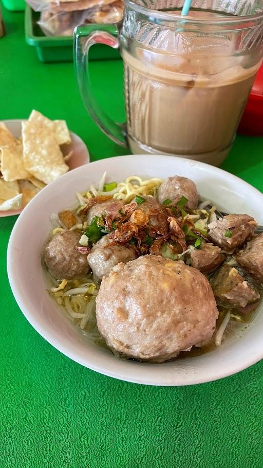 MIE AYAM & BAKSO GAJAH MUNGKUR