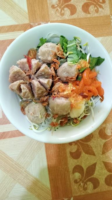 PONDOK BASO & MIE AYAM SARI RASA MANG ENGKOS