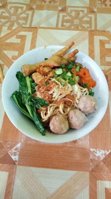 PONDOK BASO & MIE AYAM SARI RASA MANG ENGKOS