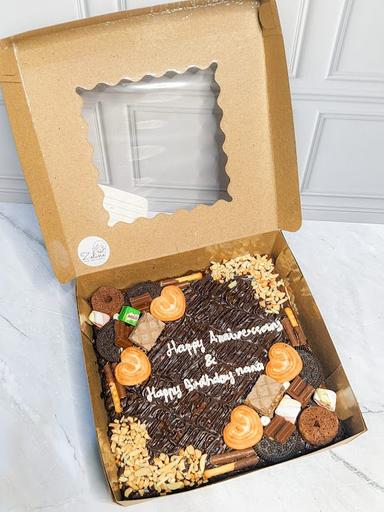 ZELINE CAKE & COOKIES