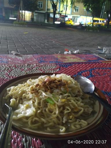 BAKMI JAWA GUNUNG KIDUL PAK KEMPET