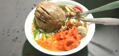 BAKSO BERANAK DAN BAKSO URAT