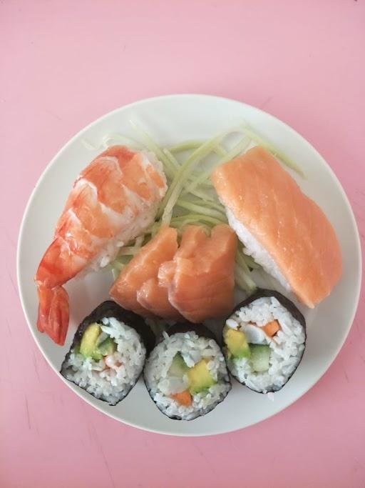 KEDAI SUSHI DAN SASHIMI CIKARANG