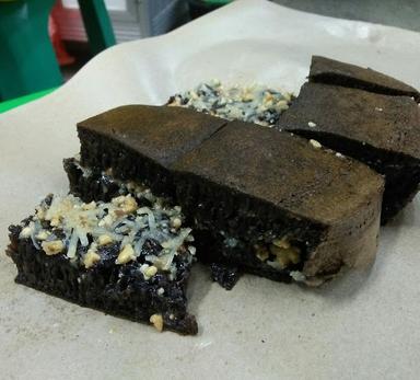 MARTABAK FAVORITE WEWEN BANGKA