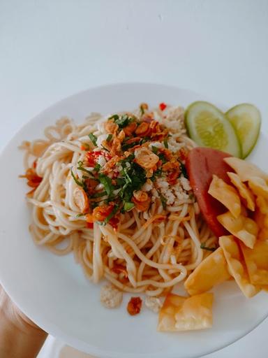 MIE DEWAN ( PEDAS MERAKYAT )