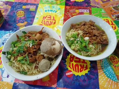 PONDOK MIE AYAM BAKSO MAS NDAWER