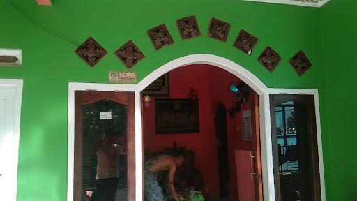 WARUNG MAKAN