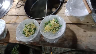 PONDOK BAKSO&MIE AYAM NANDA